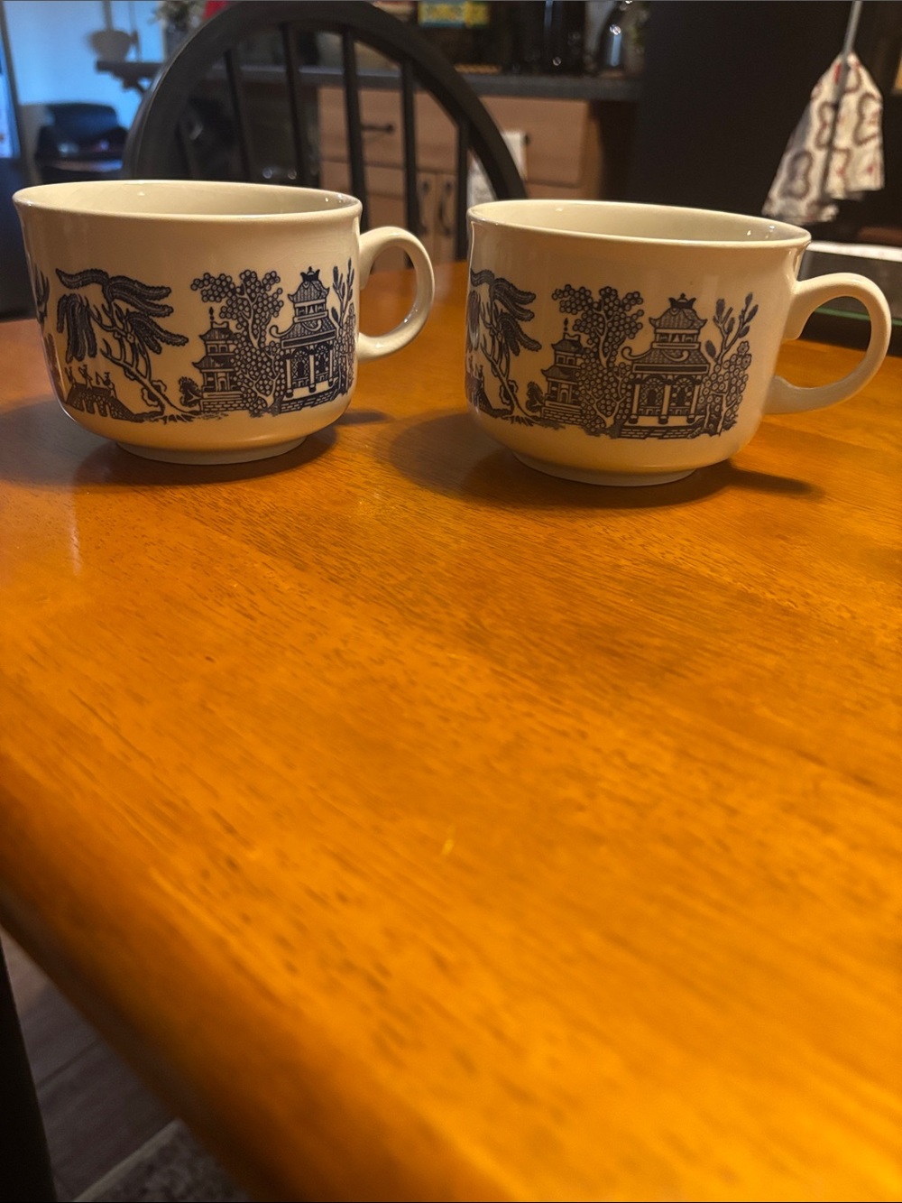 Churchill England Blue Willow Porcelain Tea Cups - Set of 2